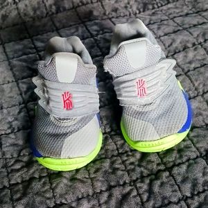 Kyrie irving toddler size 3 sneakers